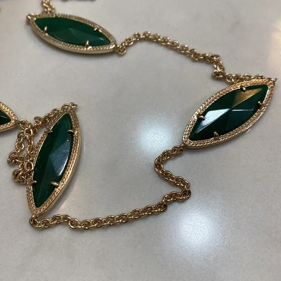 New Kendra Scott Tory Marquis Station Necklace Gold & Cats Eye Emerald Green - Picture 7 of 8